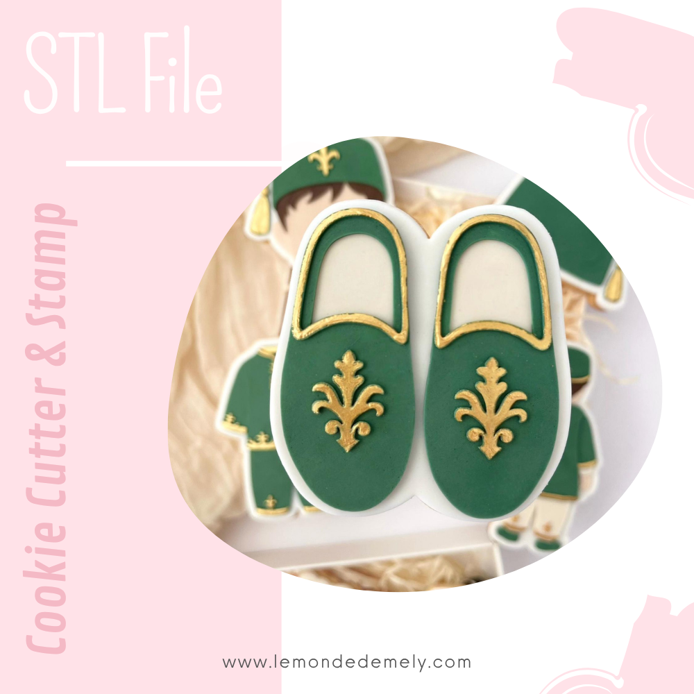 #599 - Traditional shoes