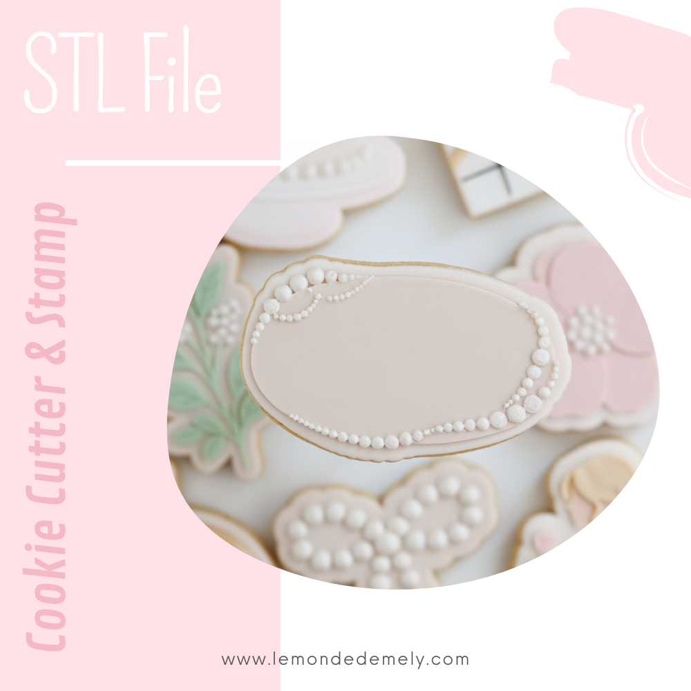 #1429 - Oval Frame with Pearls